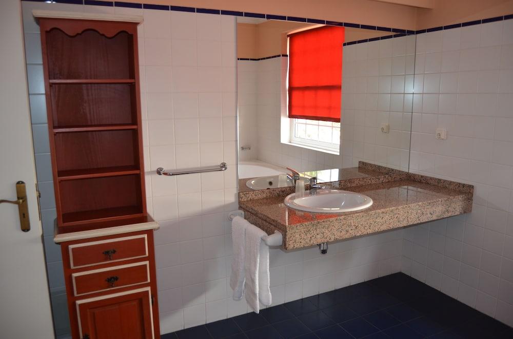 Residencial Mariazinha By Petit Hotels Фуншал Екстериор снимка